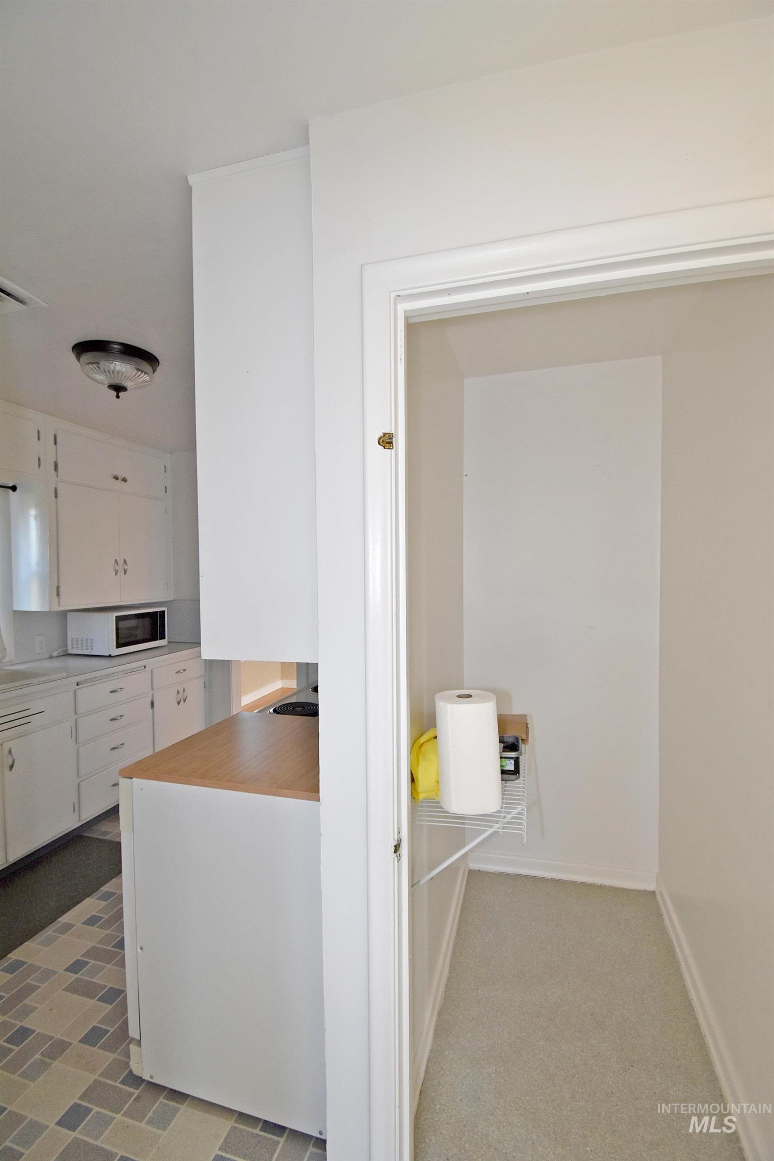 2342-2344 19th Street, Clarkston, Washington 99403, 2 Bedrooms, 1 Bathroom, Residential Income For Sale, Price $389,000, 98922616