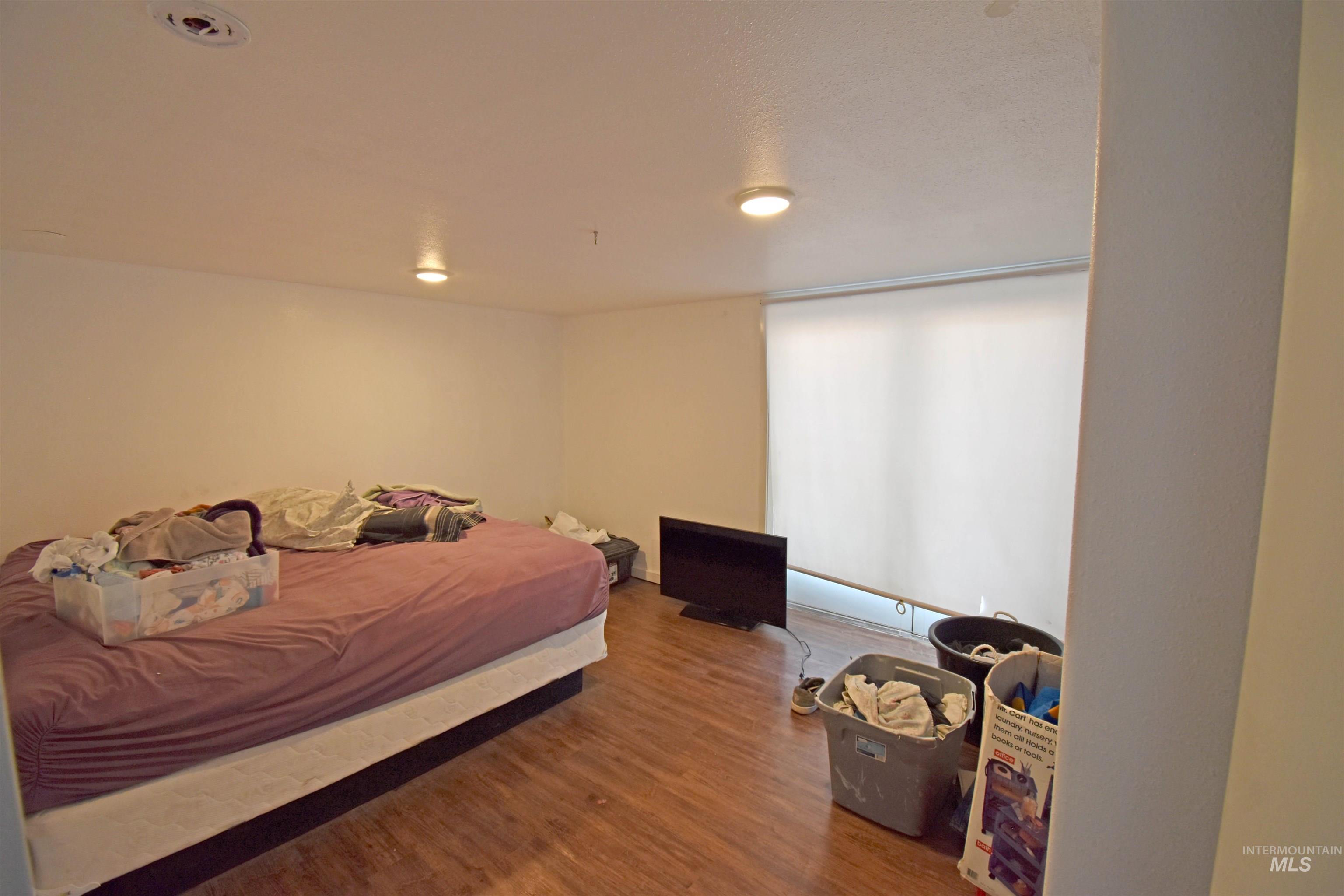 2342-2344 19th Street, Clarkston, Washington 99403, 2 Bedrooms, 1 Bathroom, Residential Income For Sale, Price $400,000, 98922616