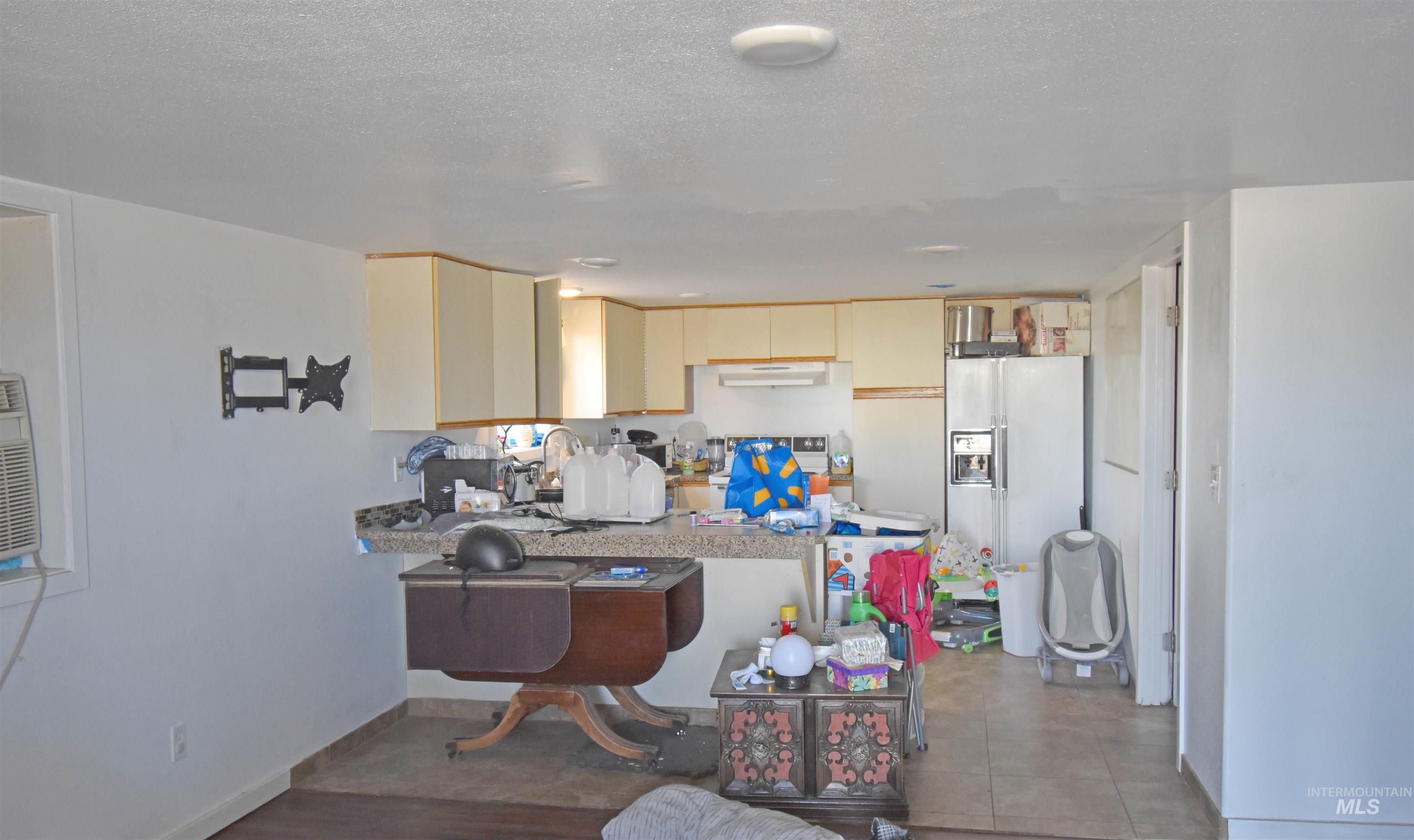 2342-2344 19th Street, Clarkston, Washington 99403, 2 Bedrooms, 1 Bathroom, Residential Income For Sale, Price $389,000, 98922616