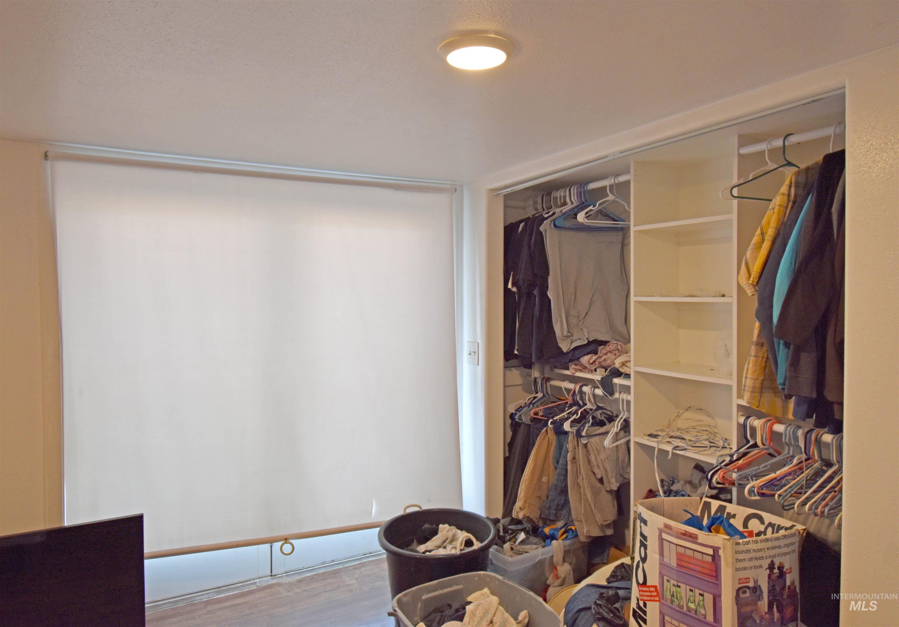 2342-2344 19th Street, Clarkston, Washington 99403, 2 Bedrooms, 1 Bathroom, Residential Income For Sale, Price $400,000, 98922616