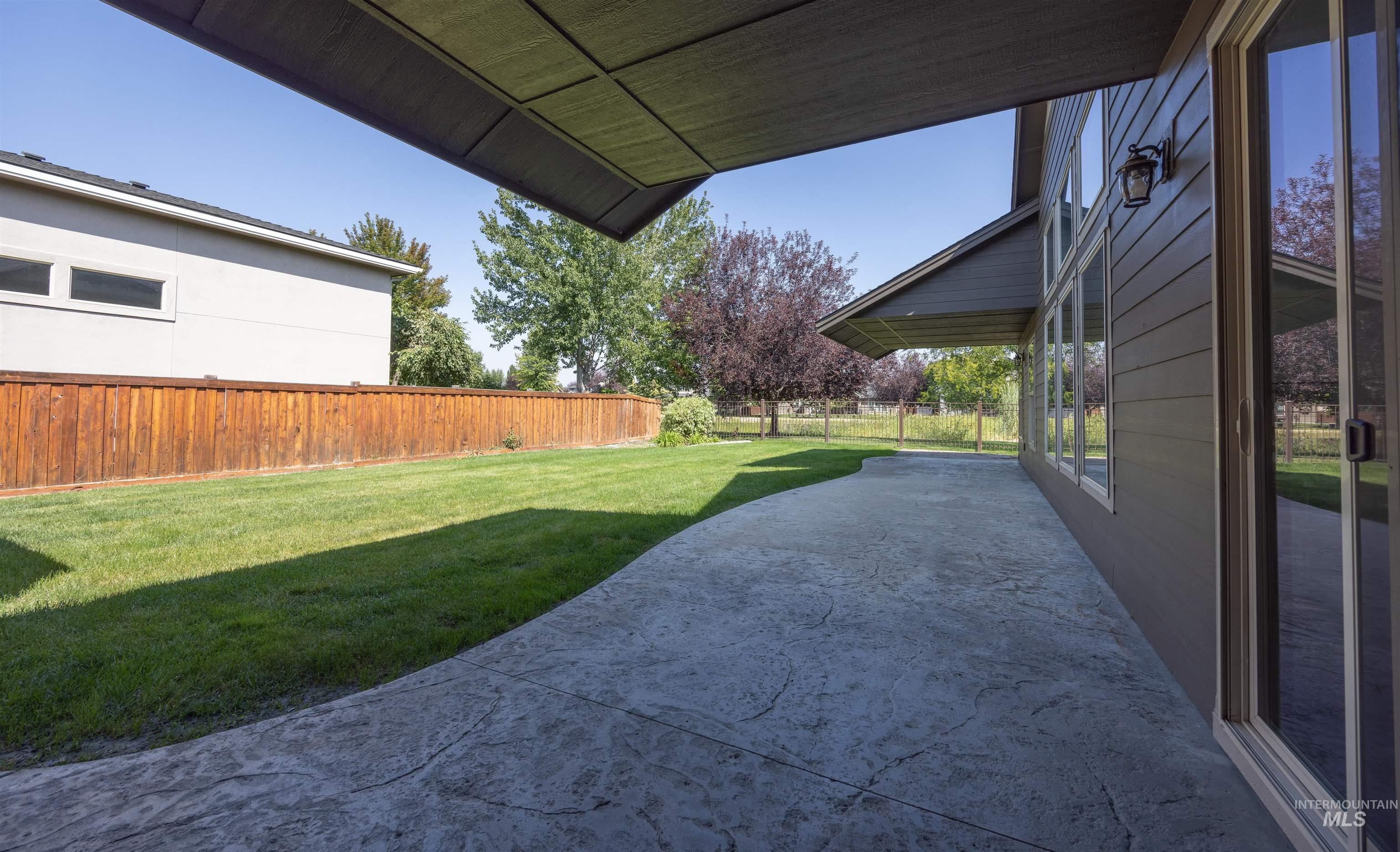 726 E Segundo Street, Meridian, Idaho 83646, 4 Bedrooms, 2.5 Bathrooms, Residential For Sale, Price $699,000,MLS 98922650