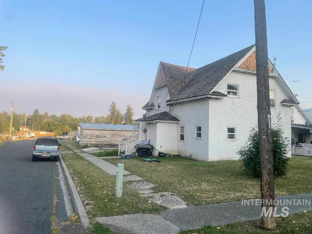 206 W North 3Rd St, Grangeville, Idaho 83530, 1 Bedroom, 1 Bathroom, Residential Income For Sale, Price $299,000, 98922768
