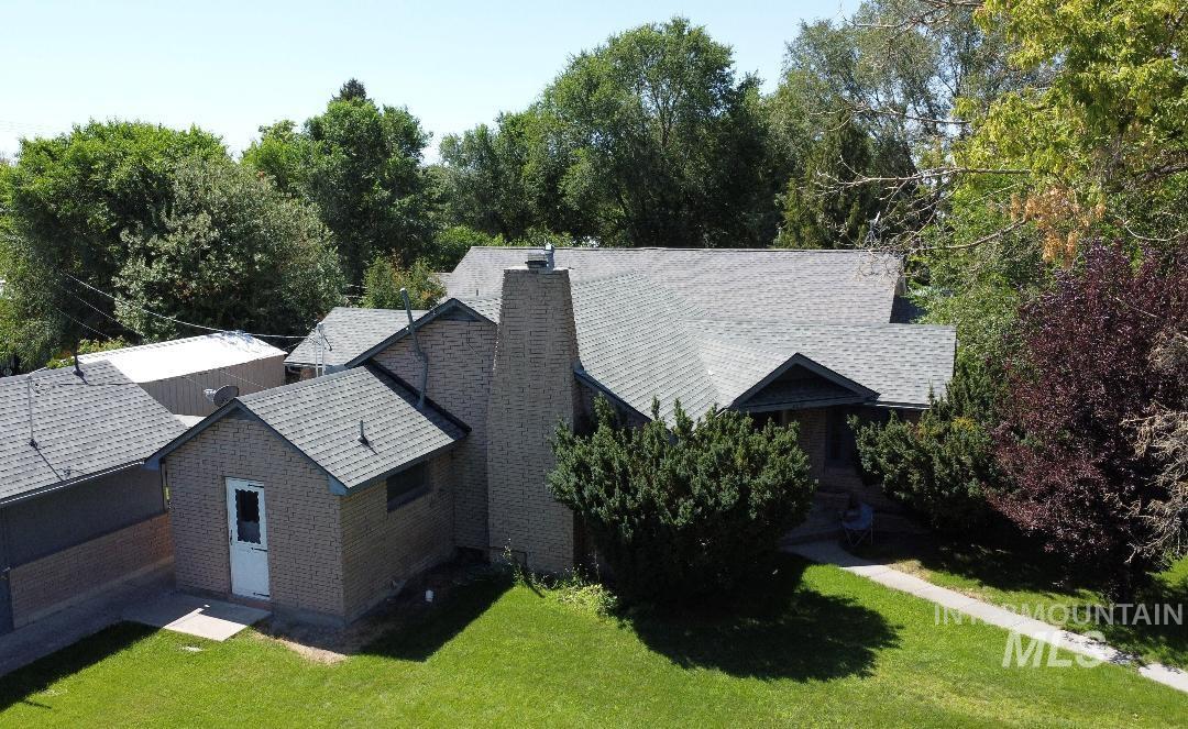 405 2nd St, Rupert, Idaho 83350-1916, 2 Bedrooms, 1 Bathroom, Residential Income For Sale, Price $790,000, 98922837