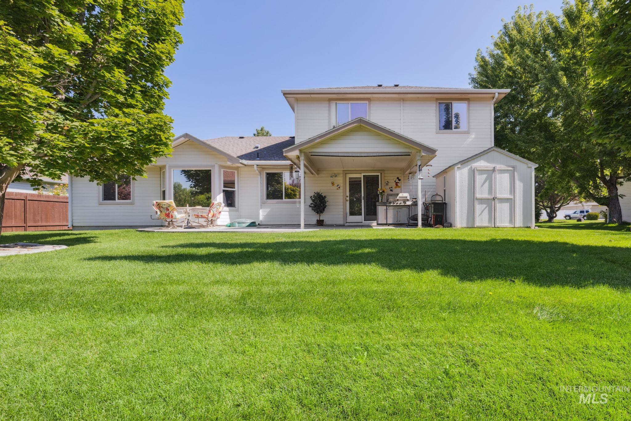 2509 Chicago, Nampa, Idaho 83686, 3 Bedrooms, 2 Bathrooms, Residential For Sale, Price $450,000,MLS 98922846