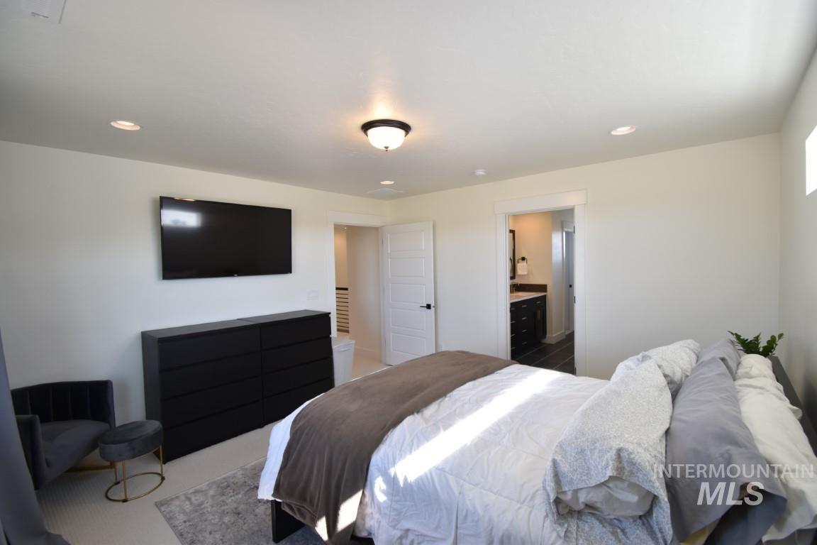 2008 W Cocha St, Middleton, Idaho 83644, 4 Bedrooms, 2.5 Bathrooms, Rental For Rent, Price $2,795, 98922855