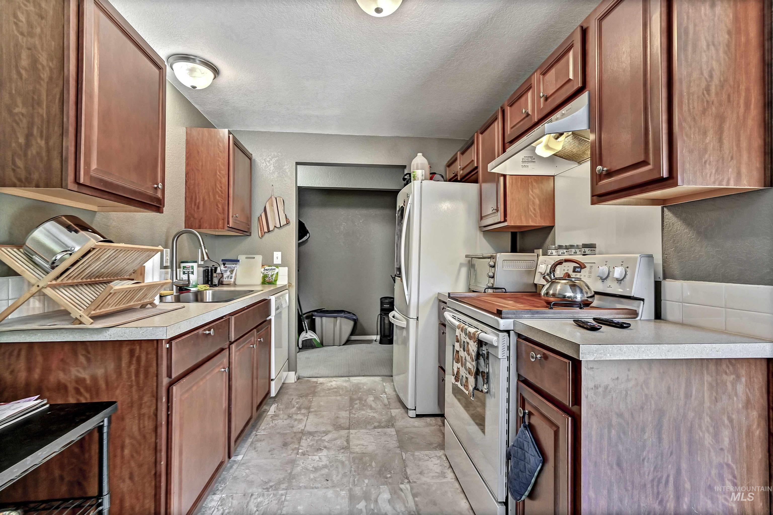 4856/4858 W Bethel, Boise, Idaho 83706, 2 Bedrooms, 1 Bathroom, Residential Income For Sale, Price $515,500, 98922894