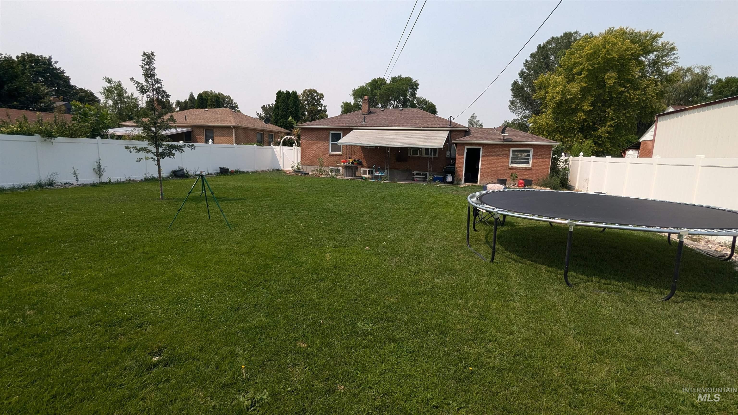 970 Brennan Ave, Pocatello, Idaho 83201, 4 Bedrooms, 2 Bathrooms, Residential Income For Sale, Price $289,000, 98922922