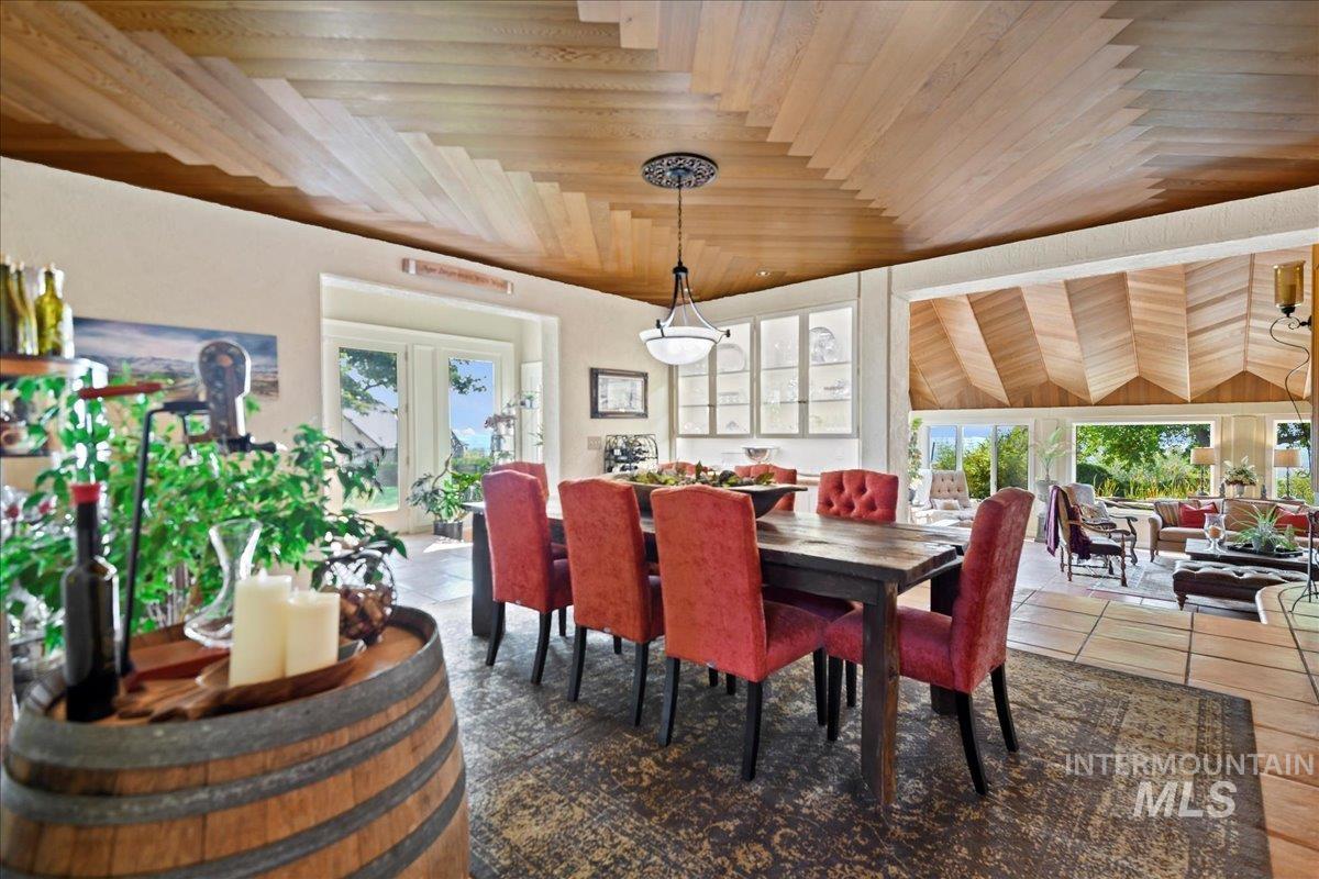 20811 Barrel Ln, Caldwell, Idaho 83607, 4 Bedrooms, 3.5 Bathrooms, Residential For Sale, Price $2,999,999, 98922973
