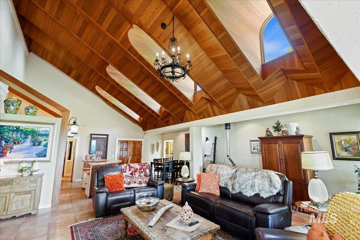20811 Barrel Ln, Caldwell, Idaho 83607, 4 Bedrooms, 3.5 Bathrooms, Residential For Sale, Price $2,999,999, 98922973