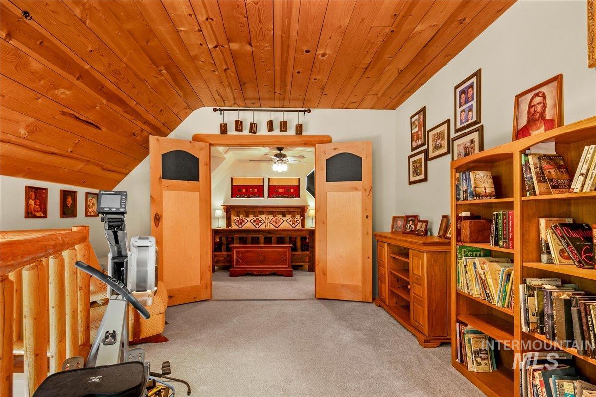 6856 Highway 55, Horseshoe Bend, Idaho 83629, 3 Bedrooms, 3 Bathrooms, Residential For Sale, Price $1,498,000, 98923100