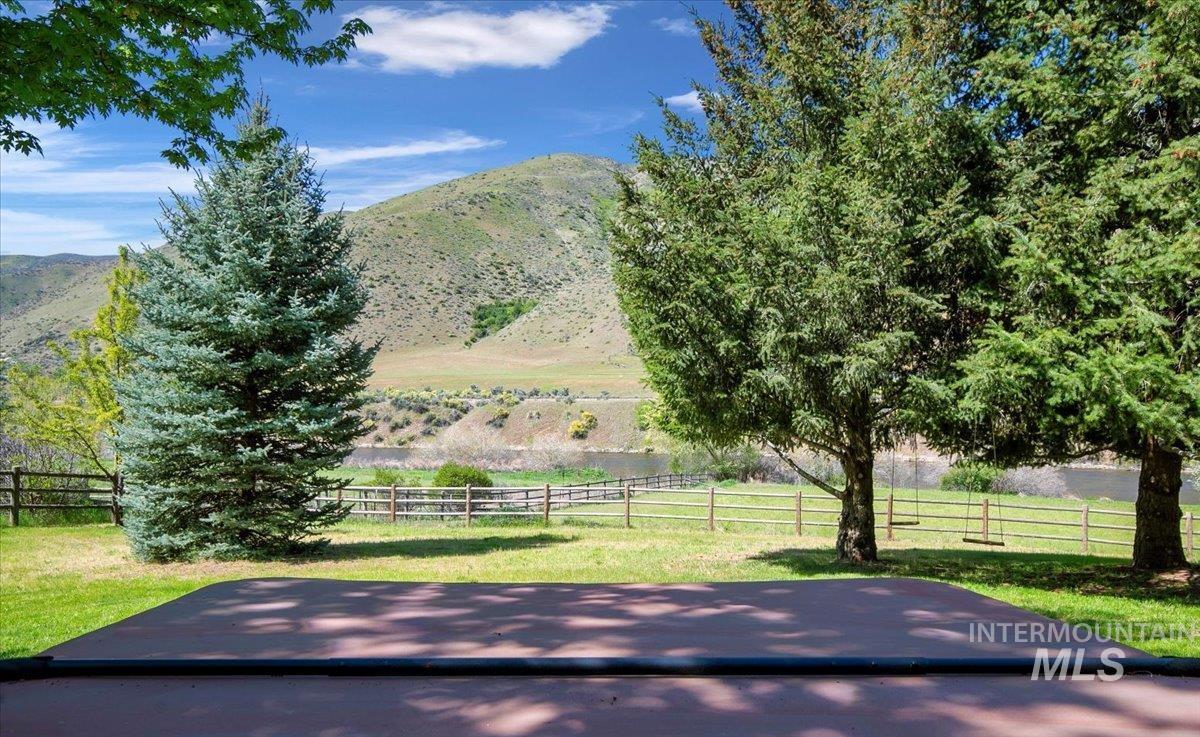 6856 Highway 55, Horseshoe Bend, Idaho 83629, 3 Bedrooms, 3 Bathrooms, Residential For Sale, Price $1,498,000, 98923100