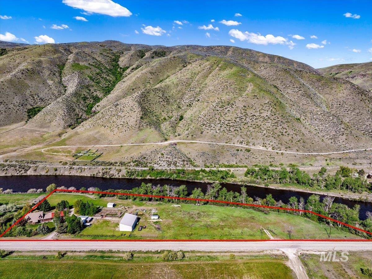 6856 Highway 55, Horseshoe Bend, Idaho 83629, 3 Bedrooms, 3 Bathrooms, Residential For Sale, Price $1,498,000, 98923100