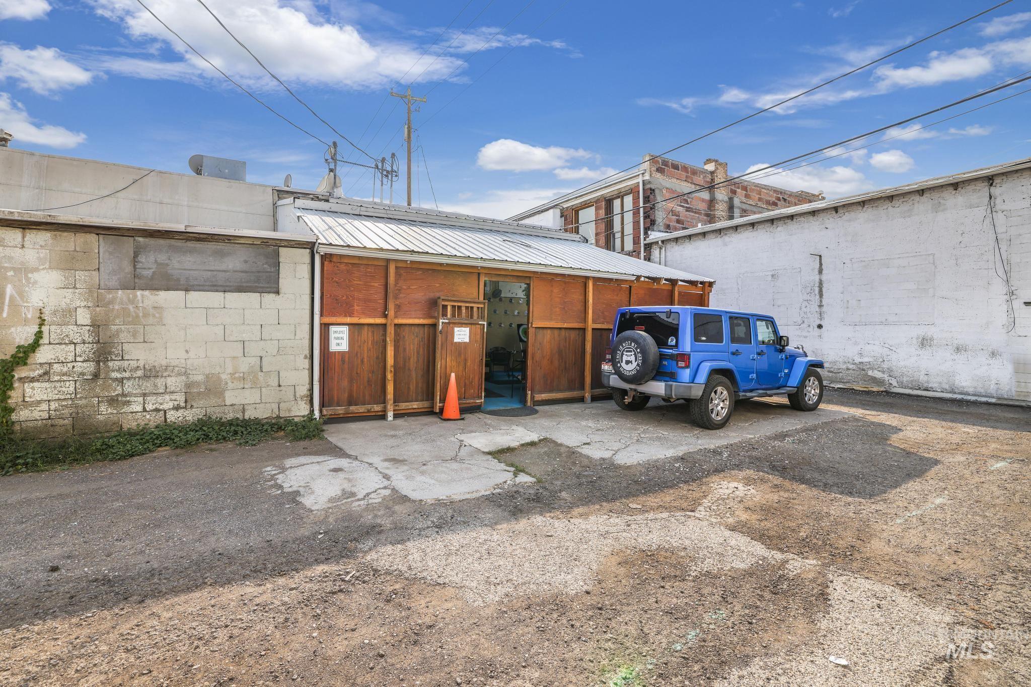 112 Broadway Ave S, Buhl, Idaho 83316, Business/Commercial For Sale, Price $375,000, 98923106