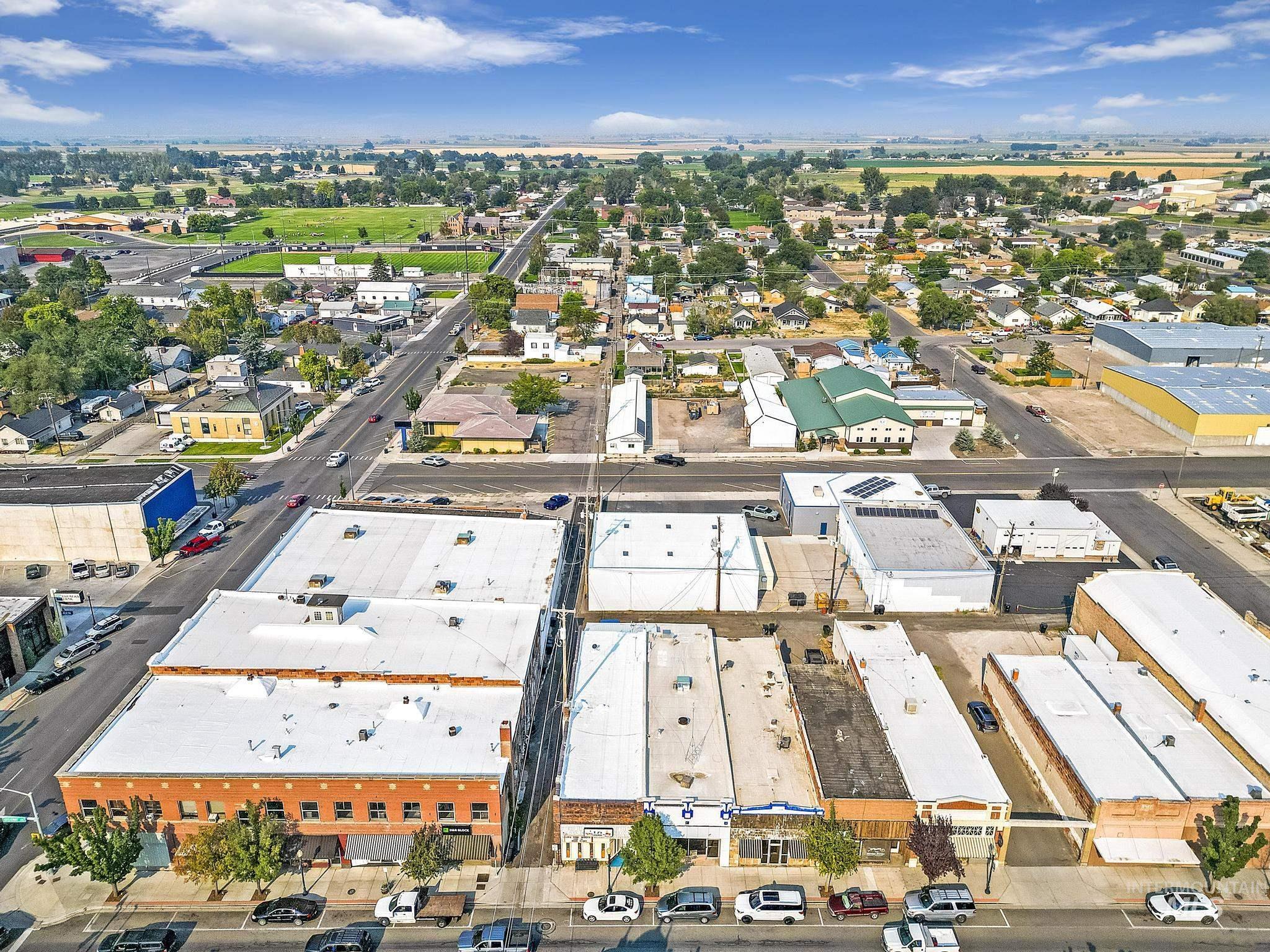 112 Broadway Ave S, Buhl, Idaho 83316, Business/Commercial For Sale, Price $375,000, 98923106