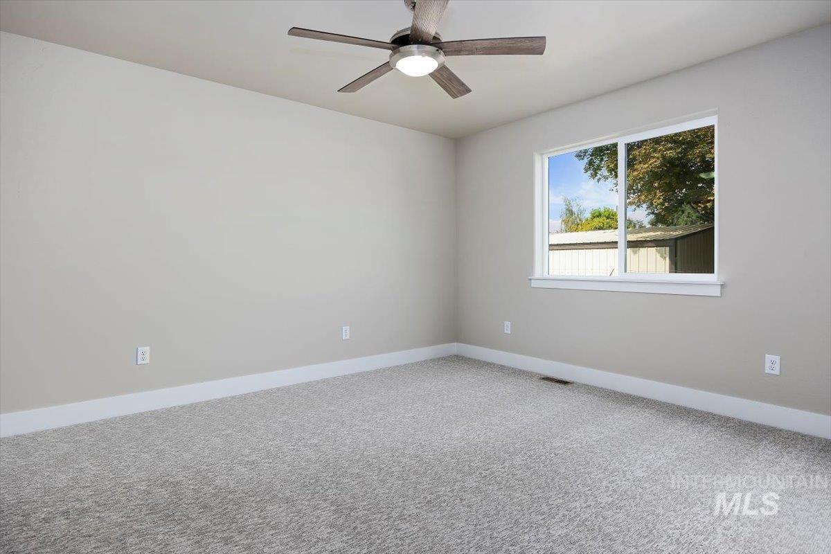 812 & 816 Jack Ave, Jerome, Idaho 83338, 4 Bedrooms, 2.5 Bathrooms, Residential Income For Sale, Price $792,000, 98923187