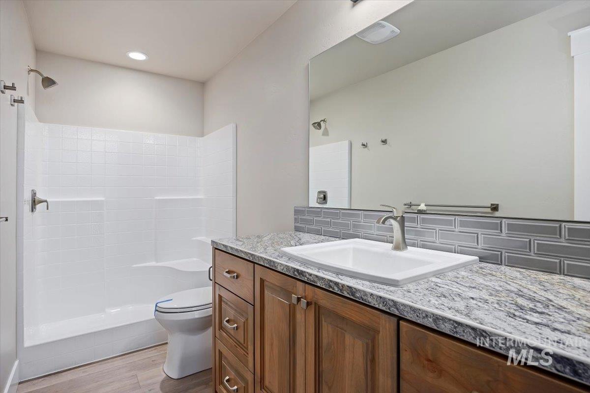 812 & 816 Jack Ave, Jerome, Idaho 83338, 4 Bedrooms, 2.5 Bathrooms, Residential Income For Sale, Price $750,000, 98923187