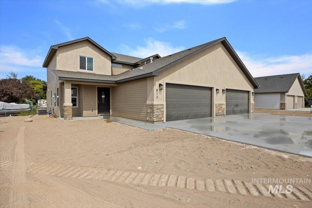 812 & 816 Jack Ave, Jerome, Idaho 83338, 4 Bedrooms, 2.5 Bathrooms, Residential Income For Sale, Price $750,000, 98923187