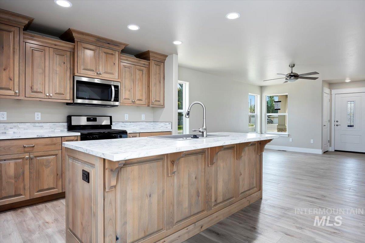 820 & 824 Jack Ave, Jerome, Idaho 83338, 4 Bedrooms, 2.5 Bathrooms, Residential Income For Sale, Price $750,000, 98923188