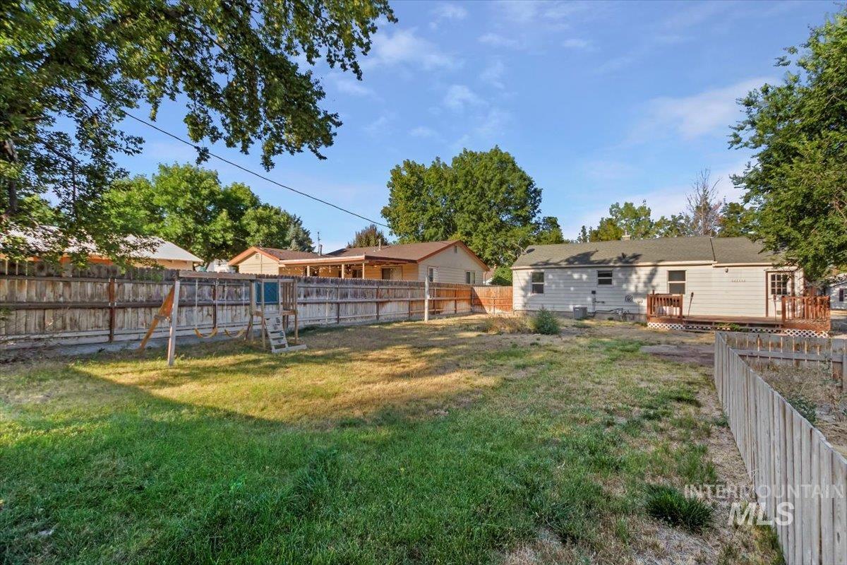 260 Tyler Street, Twin Falls, Idaho 83301, 3 Bedrooms, 1 Bathroom, Residential For Sale, Price $279,900,MLS 98923215