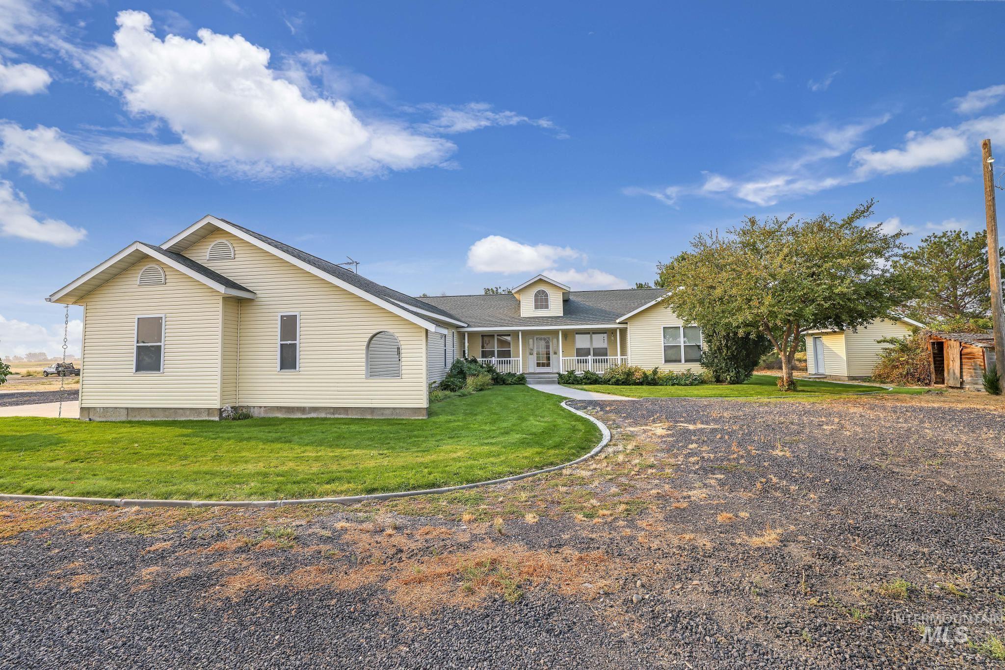 3272 N 900 East, Castleford, Idaho 83321, 3 Bedrooms, 2.5 Bathrooms, Residential For Sale, Price $535,000,MLS 98923216