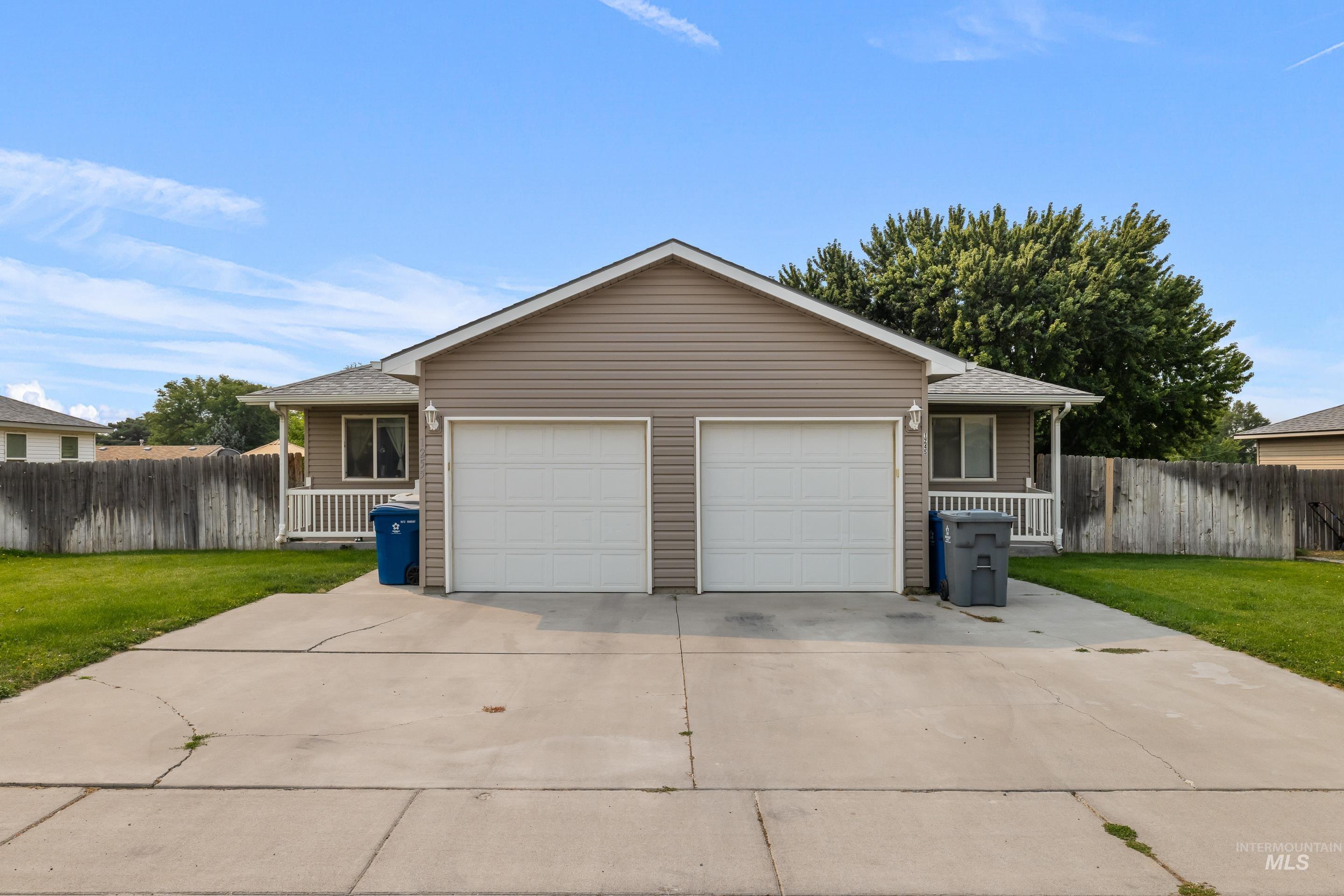 1245-1255 E 19th N, Mountain Home, Idaho 83647, 2 Bedrooms, 2 Bathrooms, Residential Income For Sale, Price $445,000, 98923234