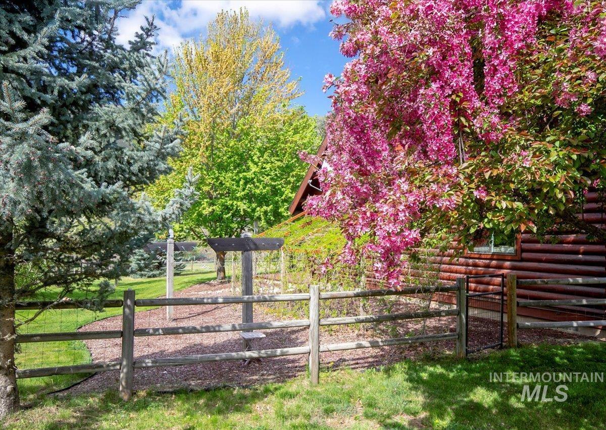 6856 Highway 55, Horseshoe Bend, Idaho 83629, Business/Commercial For Sale, Price $1,498,000, 98923260