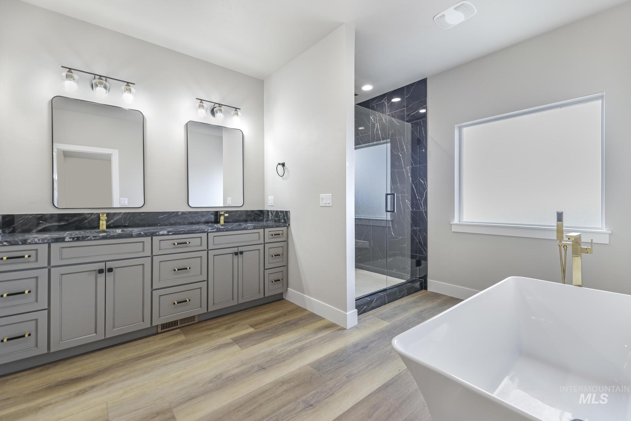 3716 N 3694 E, Kimberly, Idaho 83341, 4 Bedrooms, 2.5 Bathrooms, Residential For Sale, Price $664,900, 98923282