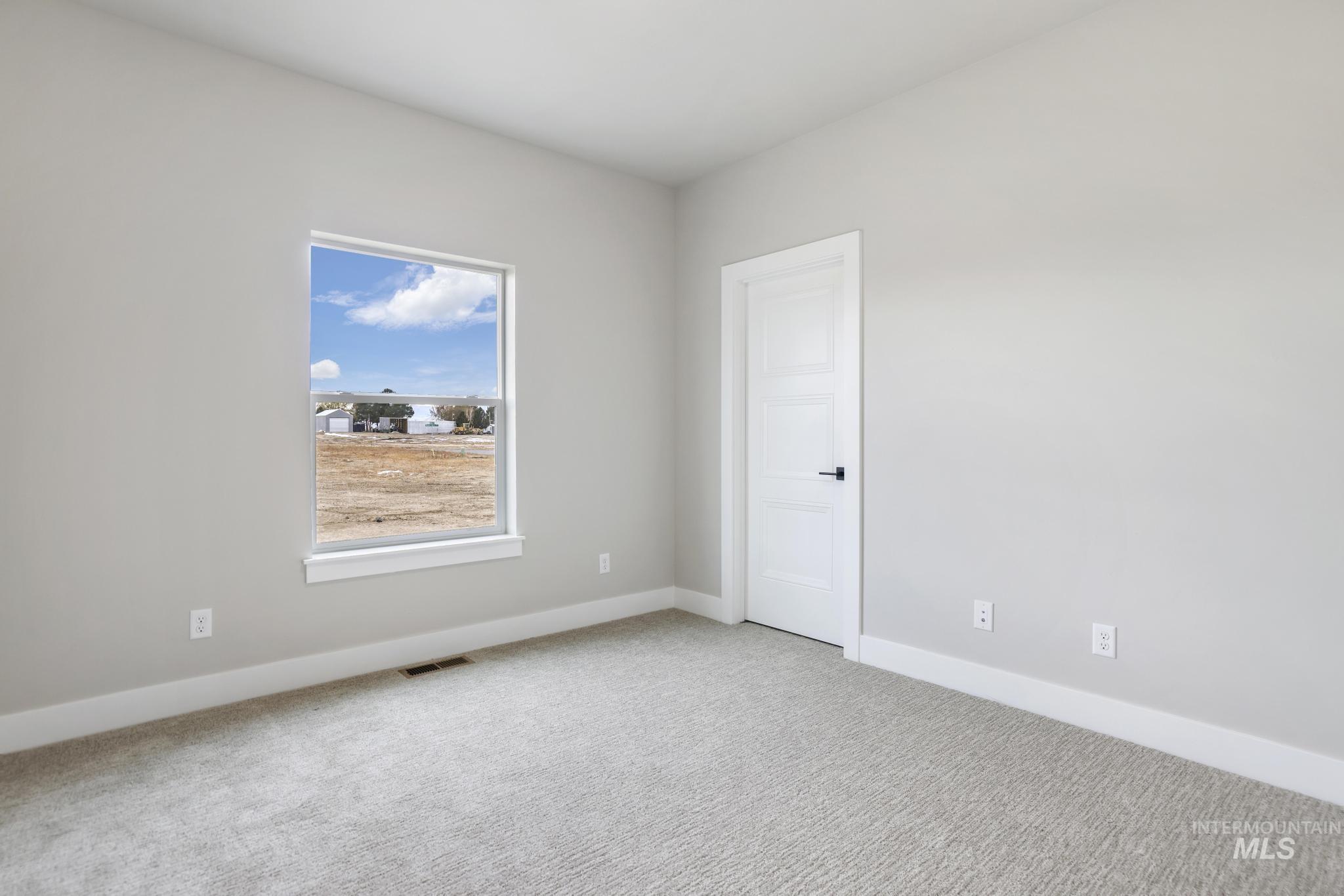 3716 N 3694 E, Kimberly, Idaho 83341, 4 Bedrooms, 2.5 Bathrooms, Residential For Sale, Price $664,900, 98923282