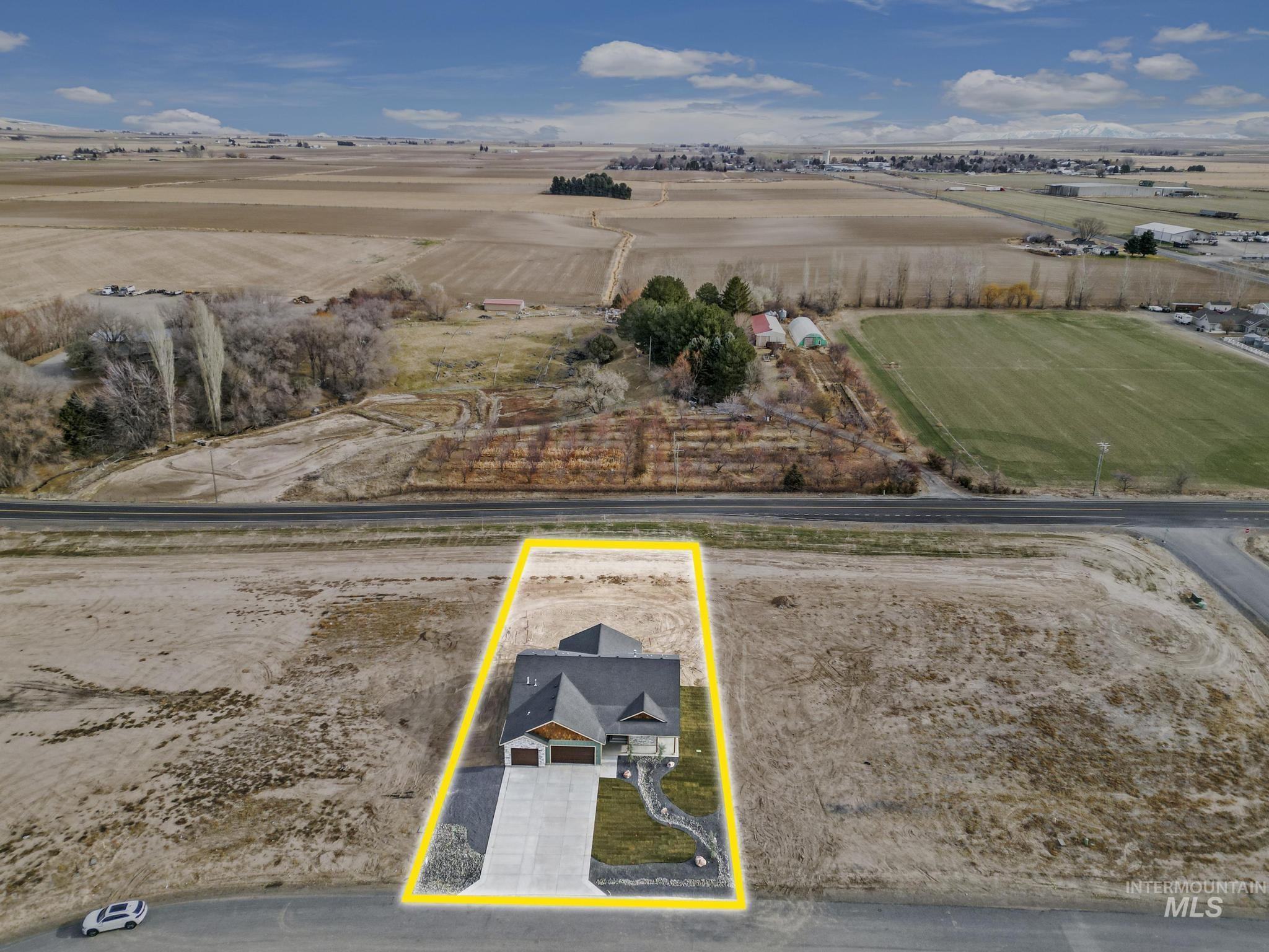 3716 N 3694 E, Kimberly, Idaho 83341, 4 Bedrooms, 2.5 Bathrooms, Residential For Sale, Price $664,900, 98923282