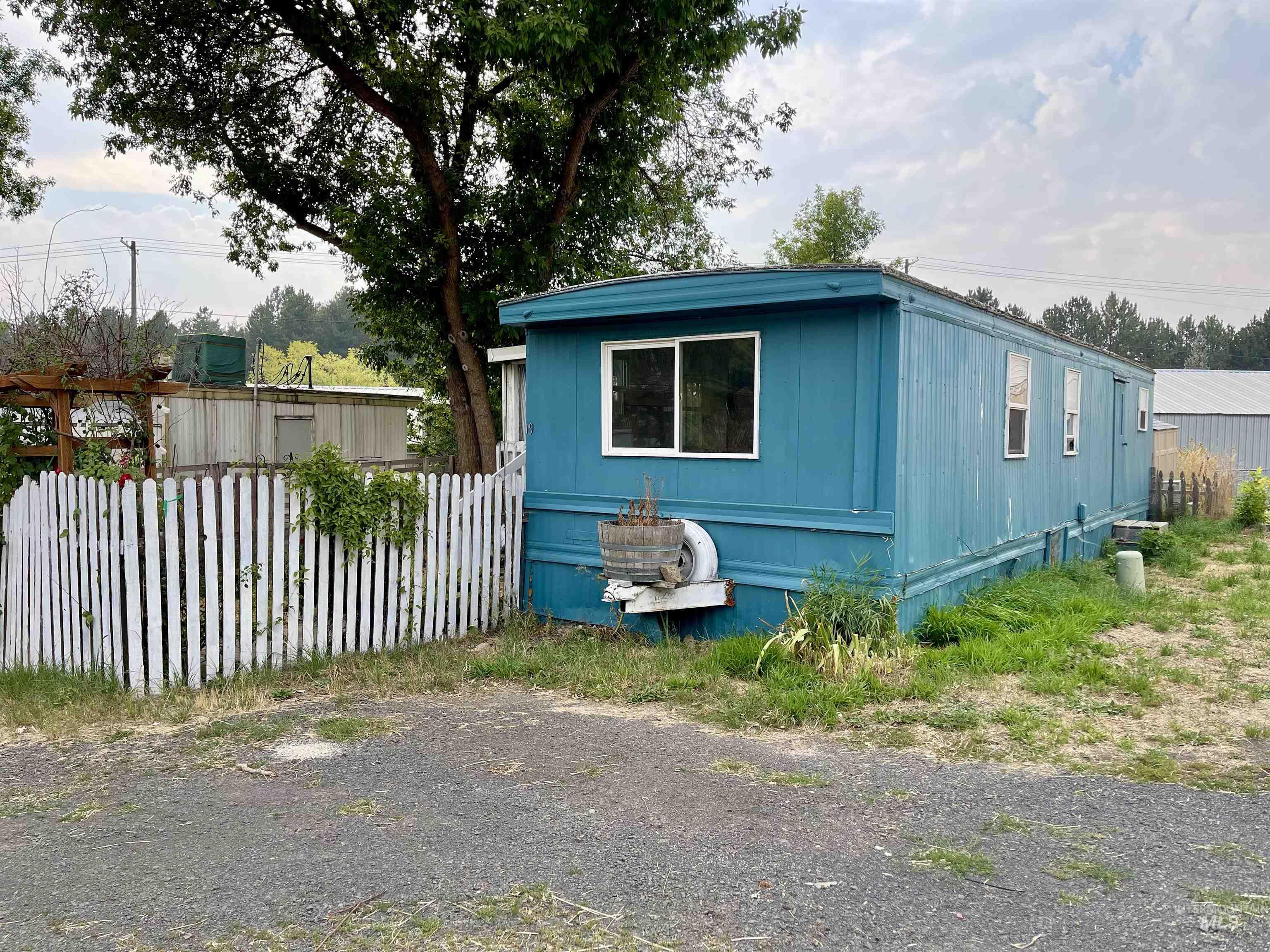 713 Brent Drive, Moscow, Idaho 83843, 1 Bedroom, 1 Bathroom, Residential For Sale, Price $29,000, 98923301