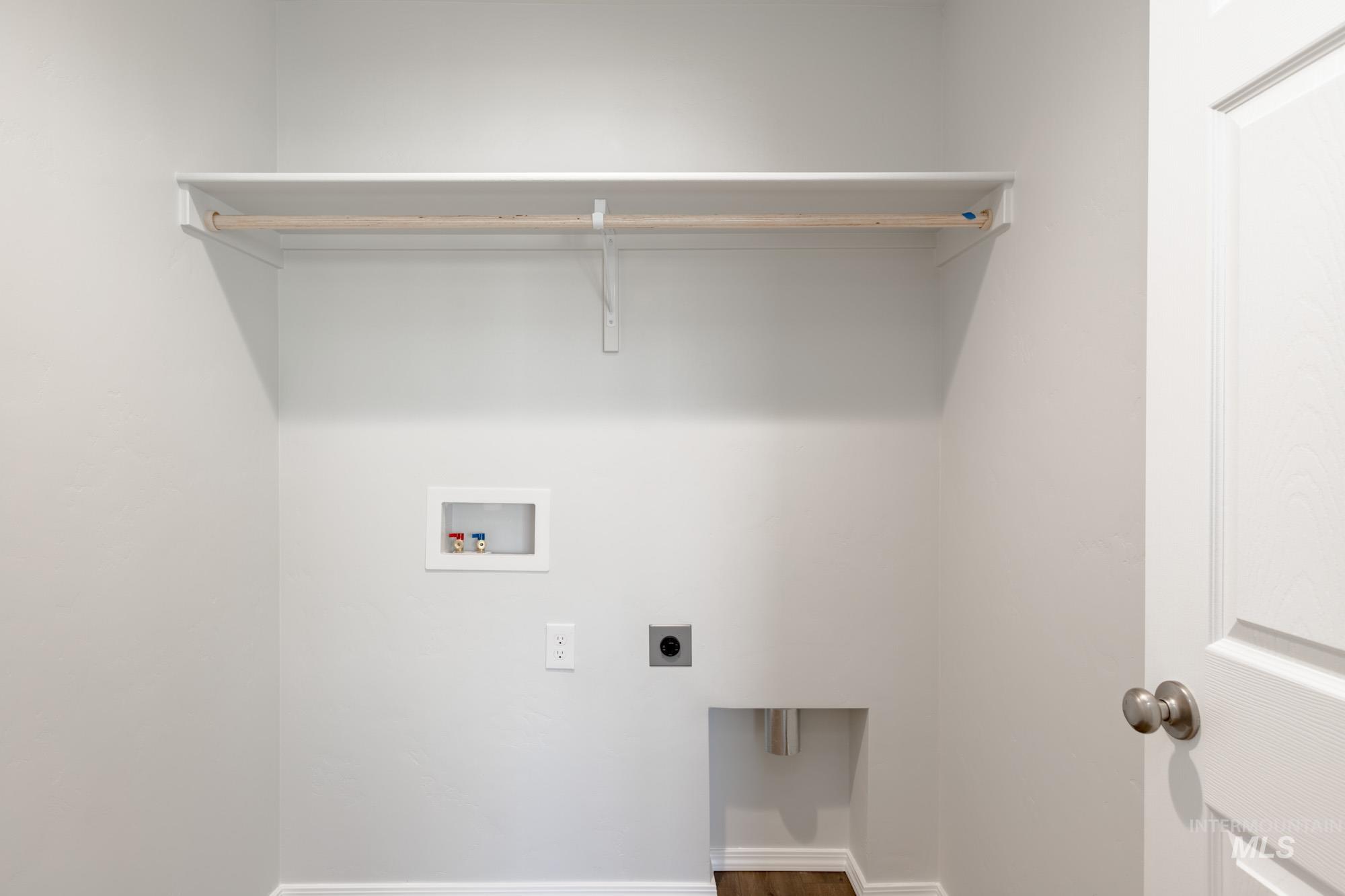 1093 Quartzite Ave, Middleton, Idaho 83644, 4 Bedrooms, 2.5 Bathrooms, Residential For Sale, Price $434,990,MLS 98923306