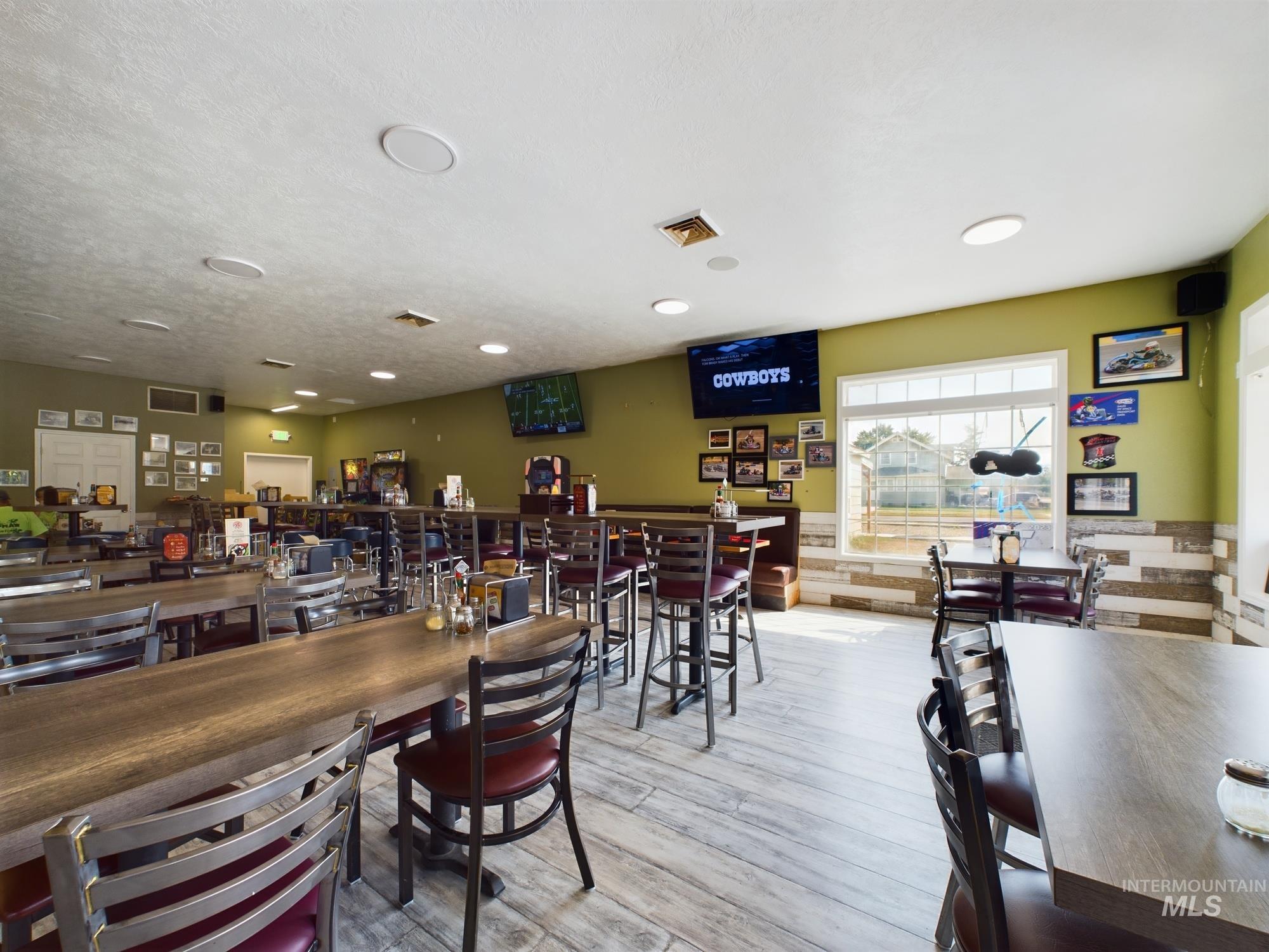 519 S Washington, Emmett, Idaho 83617, Business/Commercial For Sale, Price $650,000, 98923328