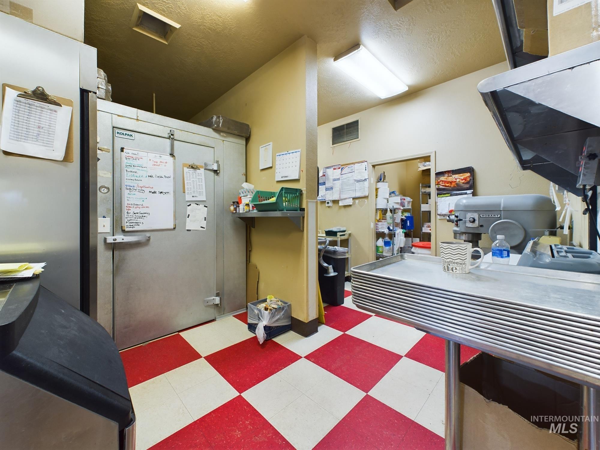 519 S Washington, Emmett, Idaho 83617, Business/Commercial For Sale, Price $650,000, 98923328