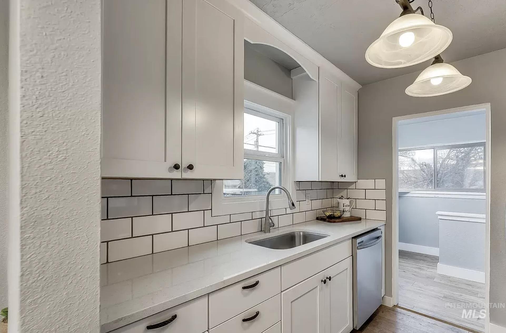 1905 W Idaho St., Boise, Idaho 83702, 2 Bedrooms, 1 Bathroom, Residential Income For Sale, Price $599,900, 98923391