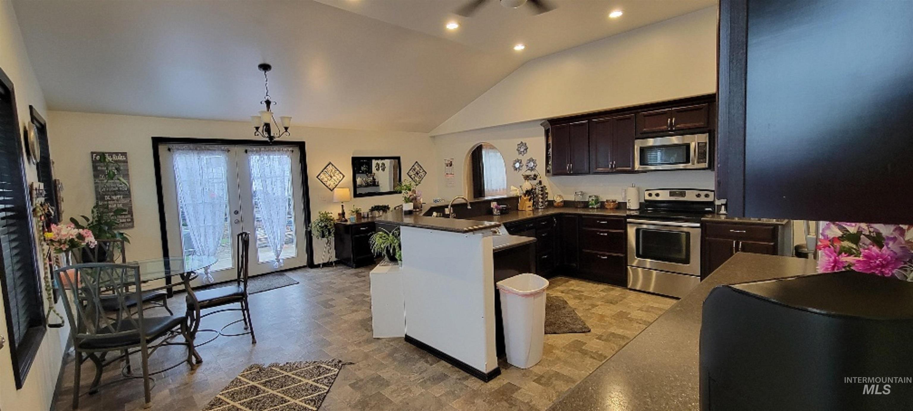 401 Foster Street, CottonWood, Idaho 83522, 1 Bedroom, 1 Bathroom, Residential Income For Sale, Price $1,225,000, 98923397