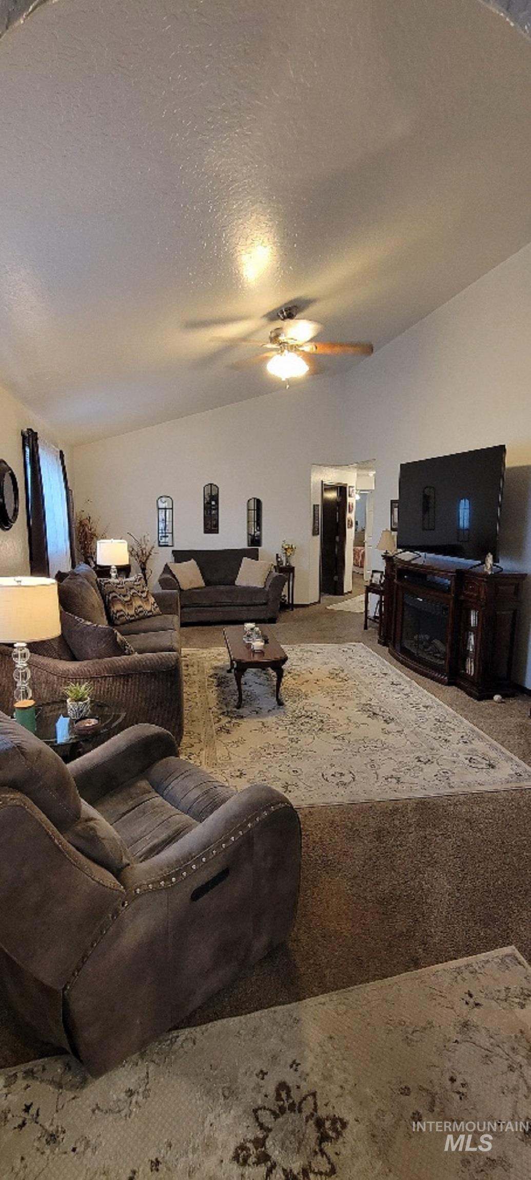 401 Foster Street, CottonWood, Idaho 83522, 1 Bedroom, 1 Bathroom, Residential Income For Sale, Price $1,225,000, 98923397