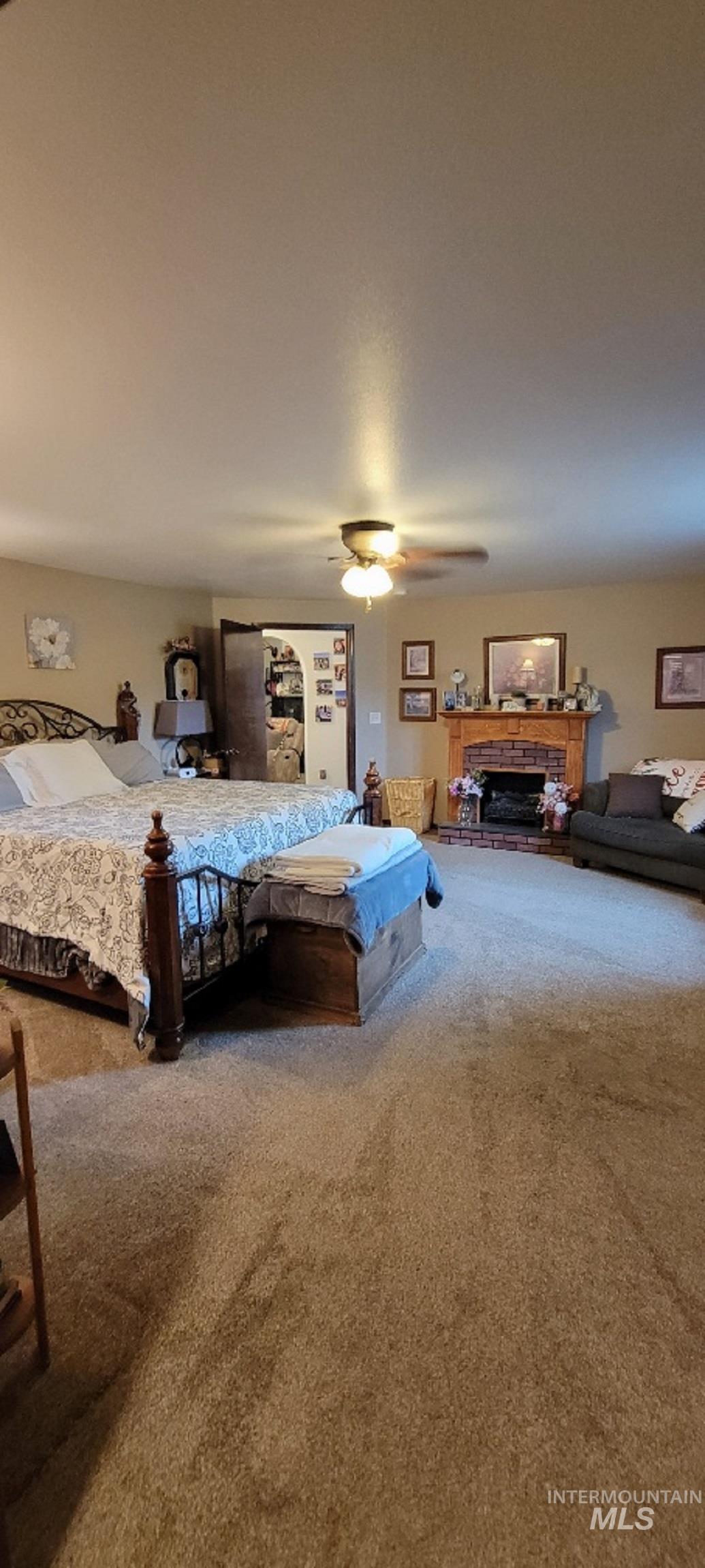 401 Foster Street, CottonWood, Idaho 83522, 1 Bedroom, 1 Bathroom, Residential Income For Sale, Price $1,225,000, 98923397
