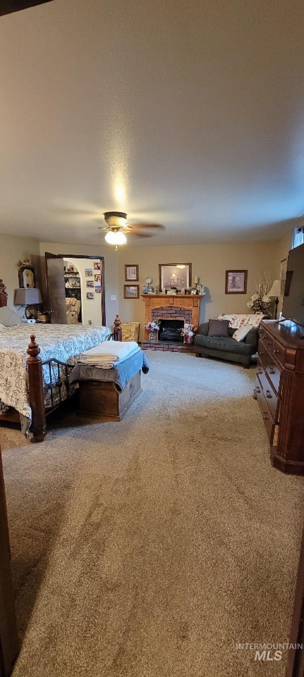 401 Foster Street, CottonWood, Idaho 83522, 1 Bedroom, 1 Bathroom, Residential Income For Sale, Price $1,225,000, 98923397