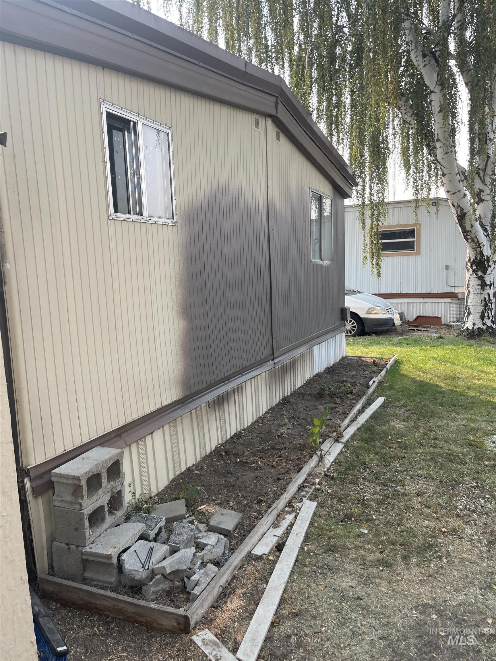 277 Coach Lane, Ontario, Oregon 97914, 2 Bedrooms, 1 Bathroom, Residential For Sale, Price $25,000, 98923424