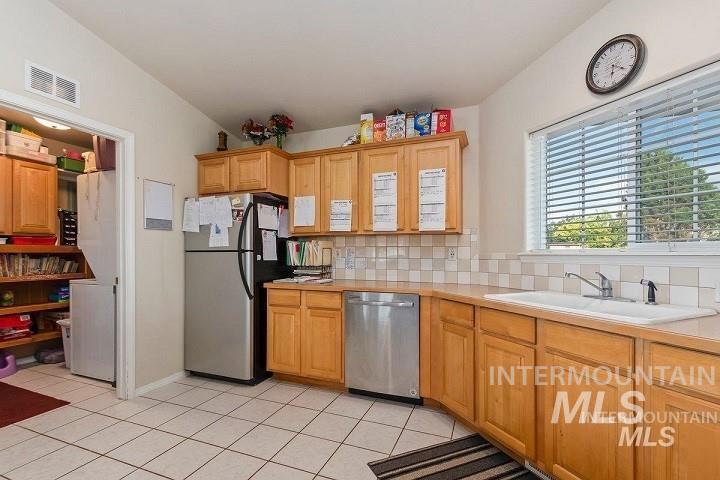 413 Main St S, Kimberly, Idaho 83341, 2 Rooms, Business/Commercial For Sale, Price $249,000, 98923447