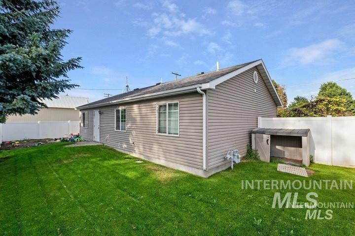 413 Main St S, Kimberly, Idaho 83341, 2 Rooms, Business/Commercial For Sale, Price $249,000, 98923447