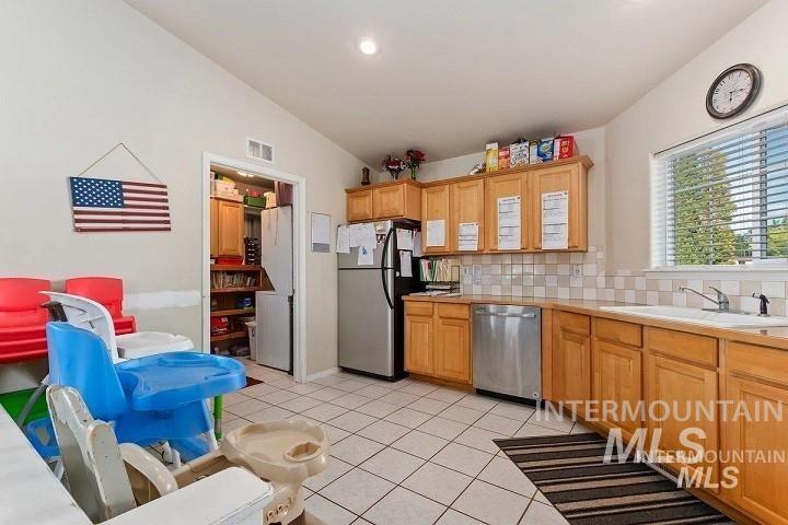 413 Main St S, Kimberly, Idaho 83341, 2 Rooms, Business/Commercial For Sale, Price $249,000, 98923447