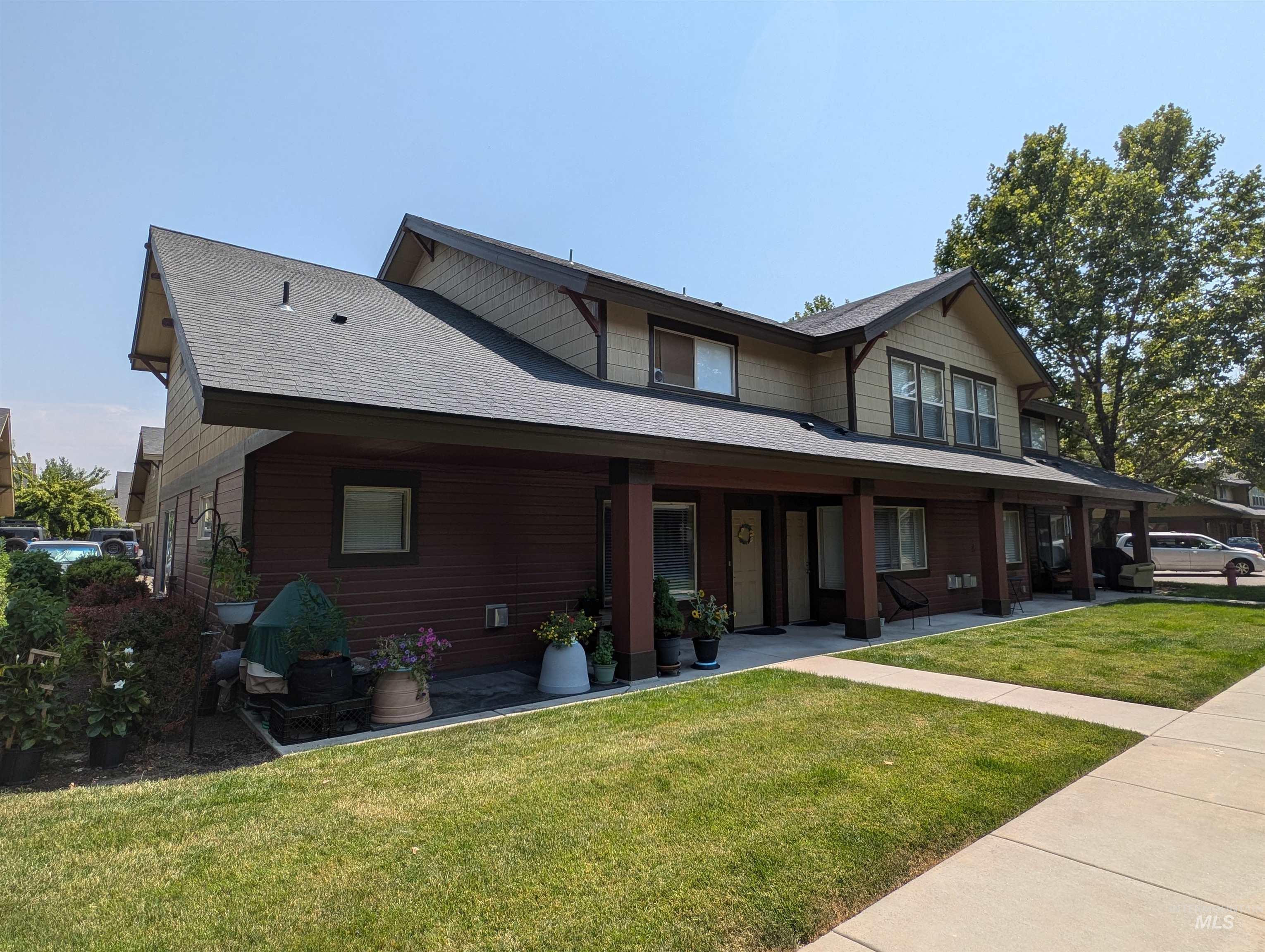 9962 W Rosecroft Ct., Boise, Idaho 83704-5073, 3 Bedrooms, 2.5 Bathrooms, Residential Income For Sale, Price $1,200,000, 98923488
