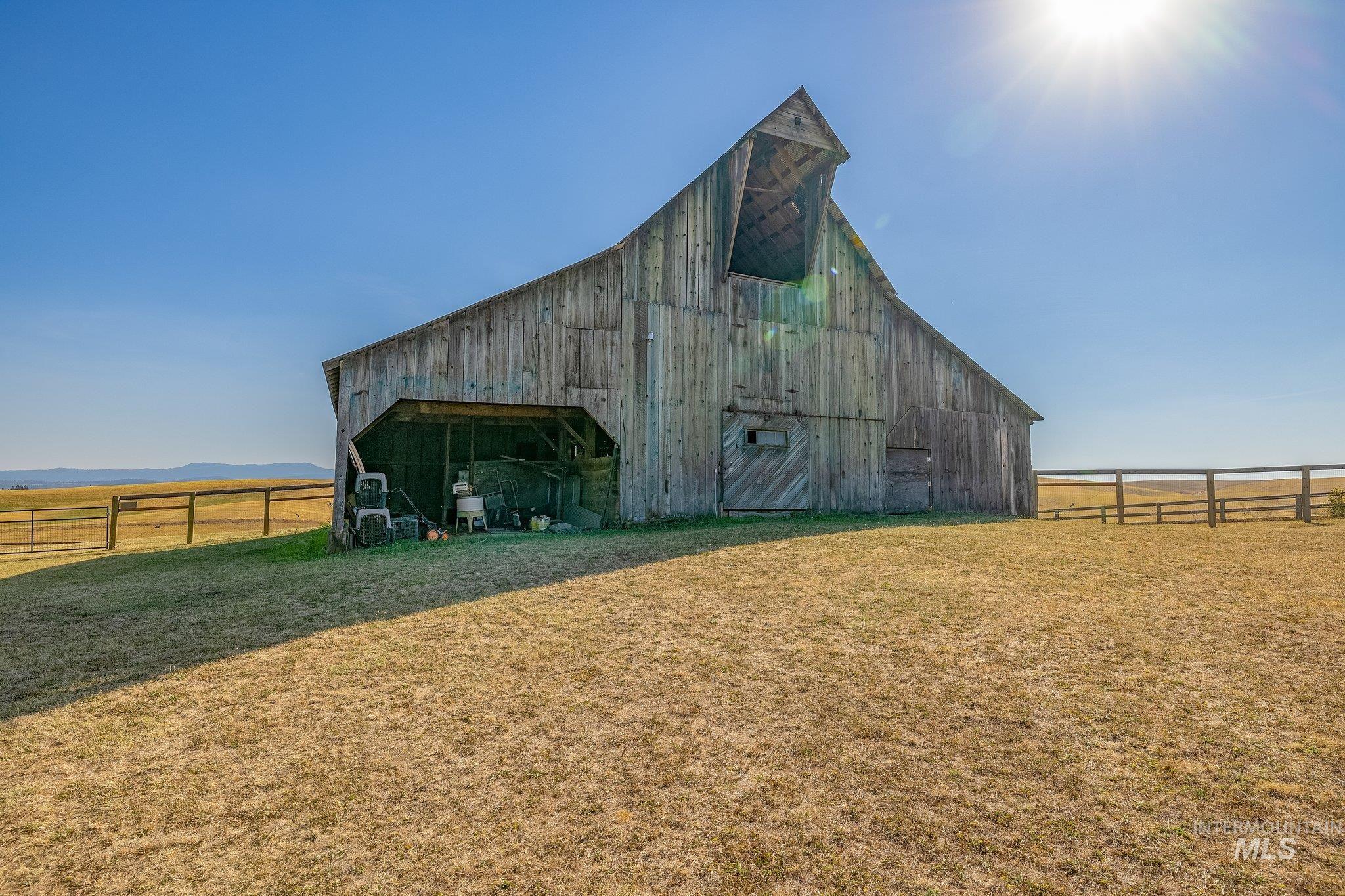 1321 Crane Creek Rd., Potlatch, Idaho 83855, 2 Bedrooms, 2 Bathrooms, Residential For Sale, Price $749,500,MLS 98923492