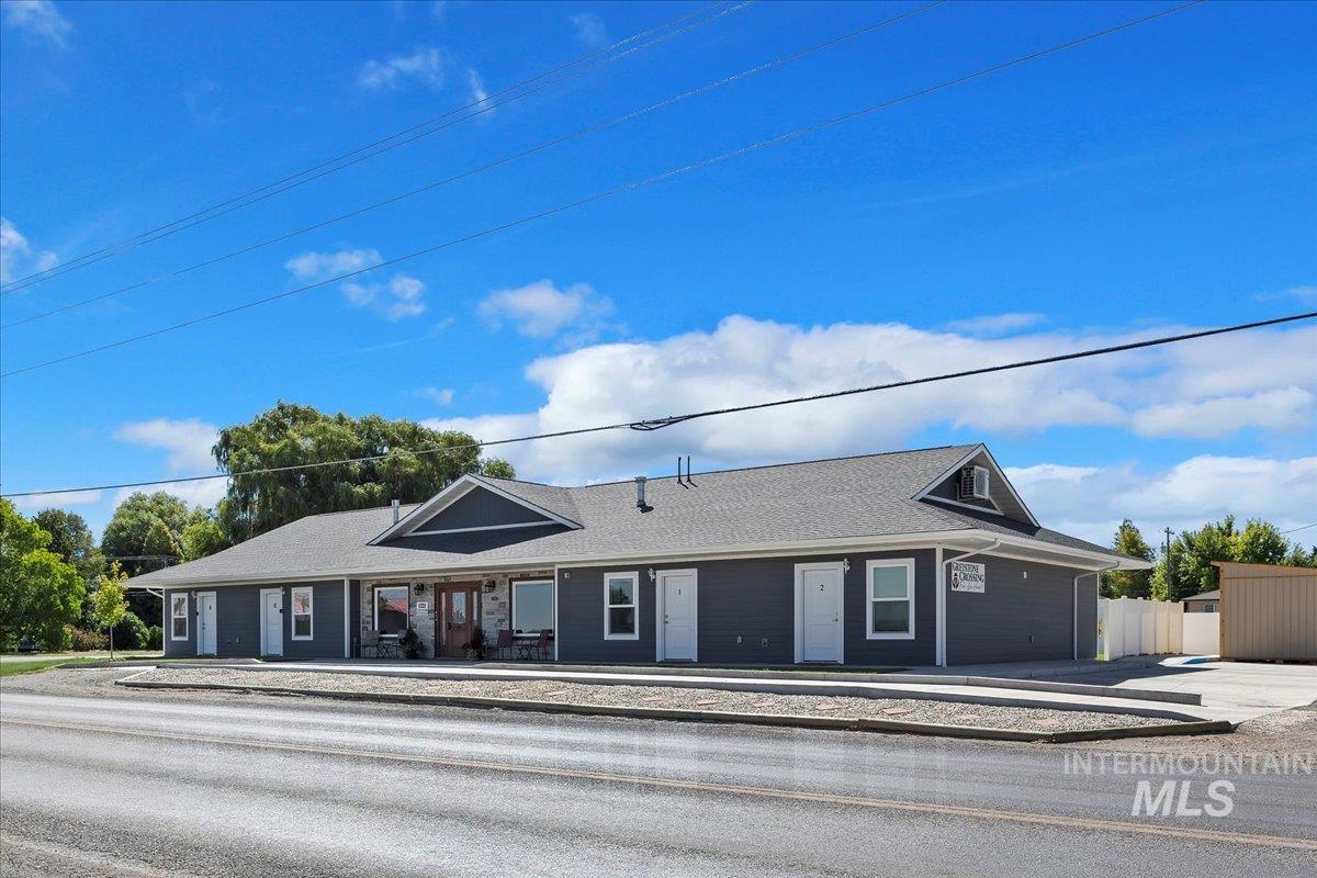 1221 21st street, Heyburn, Idaho 83336, 12 Bedrooms, 32 Rooms, Business/Commercial For Sale, Price $1,799,000, 98923507