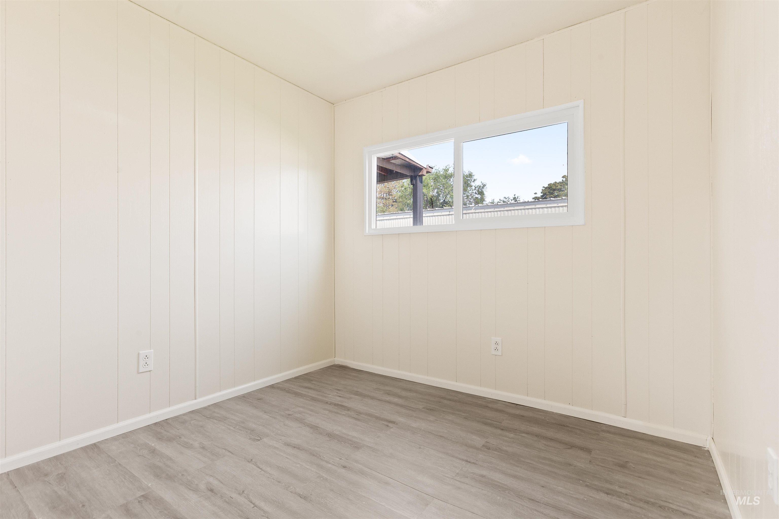 515 Warner Ave, Lewiston, Idaho 83501, 2 Bedrooms, 1 Bathroom, Residential For Sale, Price $73,000, 98923541
