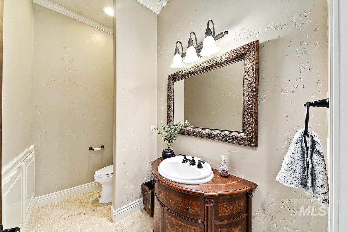 10430 Randall Lane, Caldwell, Idaho 83607, 4 Bedrooms, 4.5 Bathrooms, Residential For Sale, Price $2,400,000, 98923573