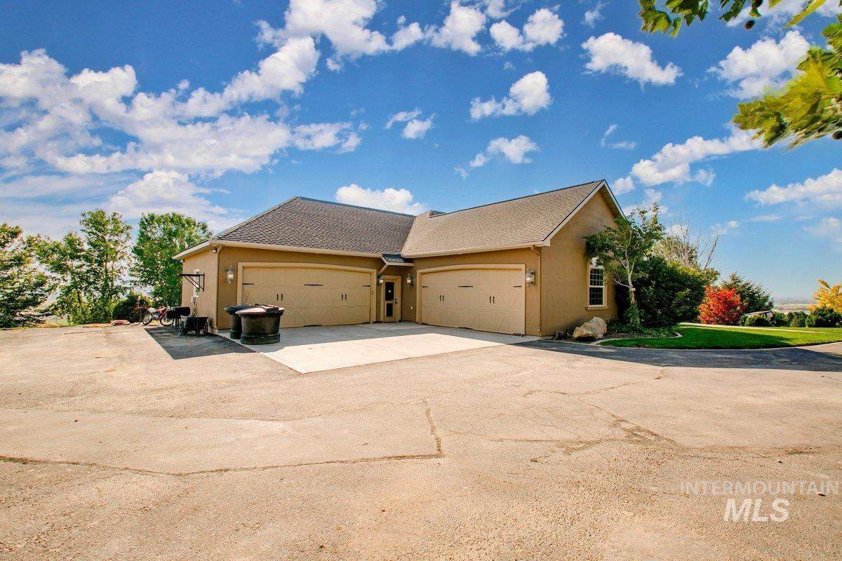 10430 Randall Lane, Caldwell, Idaho 83607, 4 Bedrooms, 4.5 Bathrooms, Residential For Sale, Price $2,400,000, 98923573