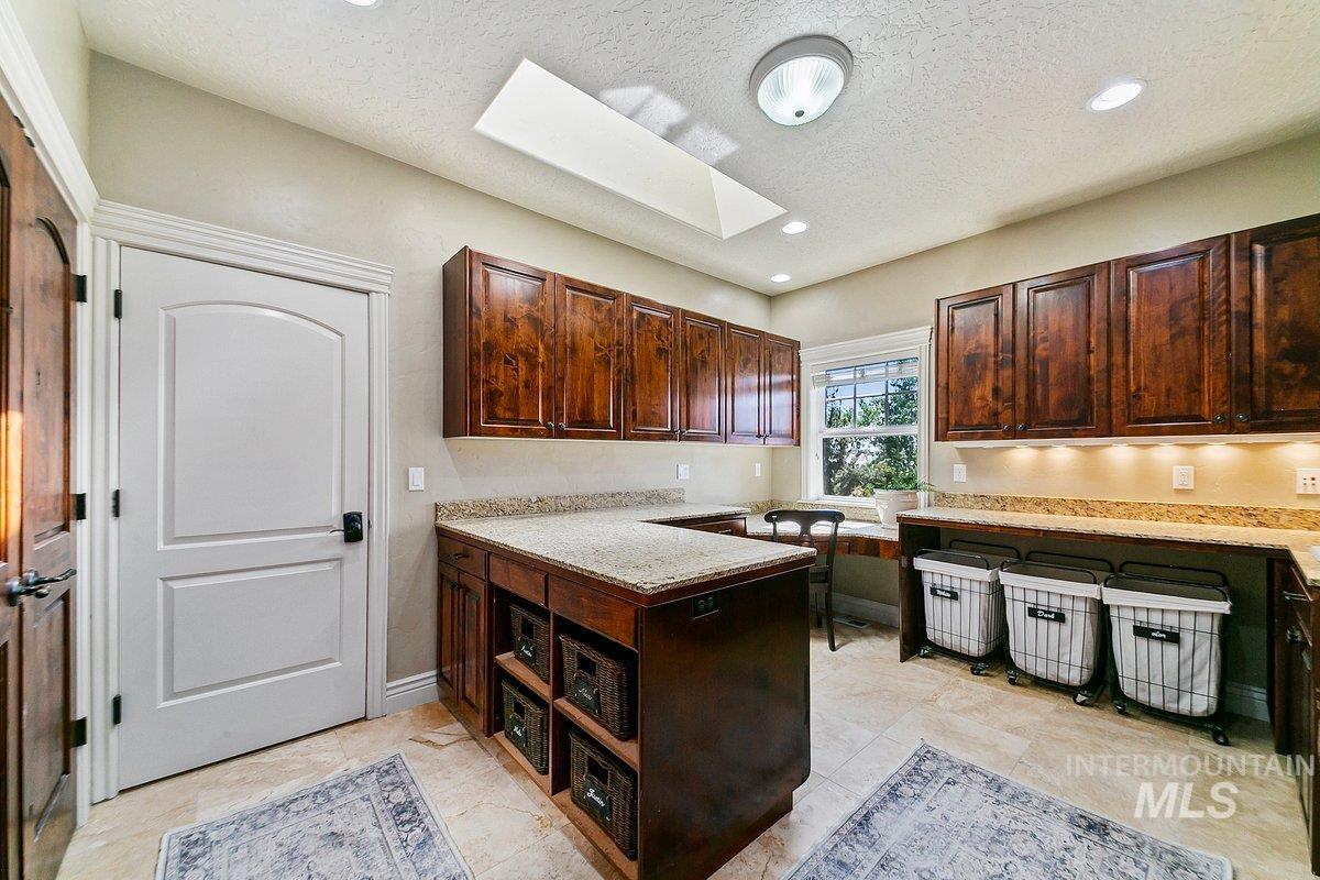 10430 Randall Lane, Caldwell, Idaho 83607, 4 Bedrooms, 4.5 Bathrooms, Residential For Sale, Price $2,400,000, 98923573