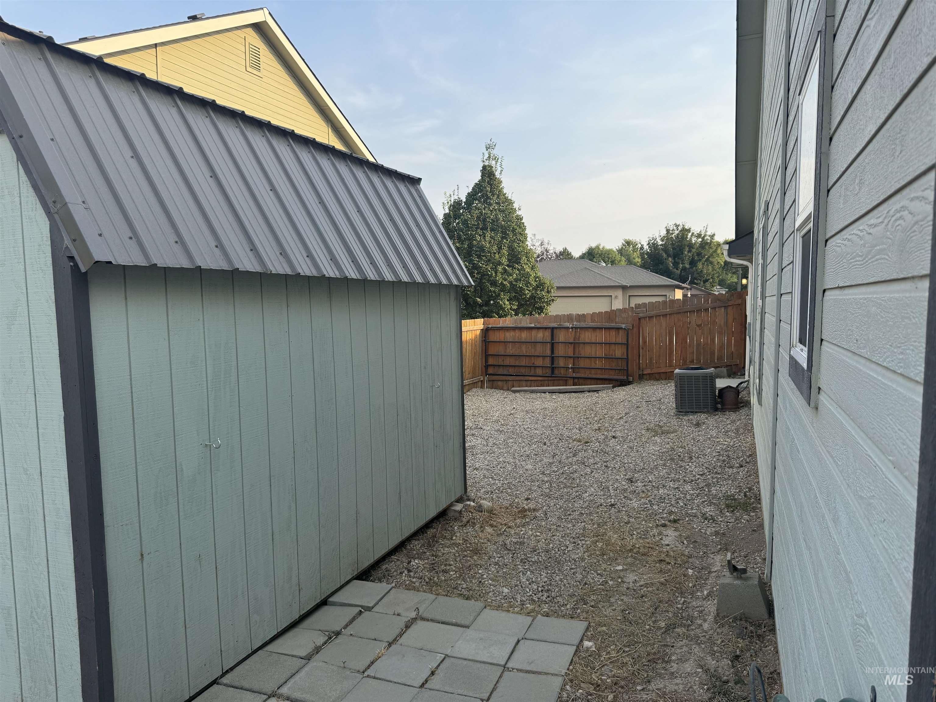 794 W Sandbox, Kuna, Idaho 83634, 3 Bedrooms, 2 Bathrooms, Residential For Sale, Price $394,000,MLS 98923581